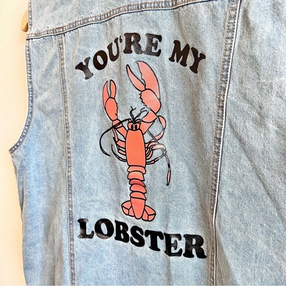 Friends TV Series You’re My Lobster Denim Blue Jean Vest Size Medium 90s Y2K EUC - Picture 2 of 9